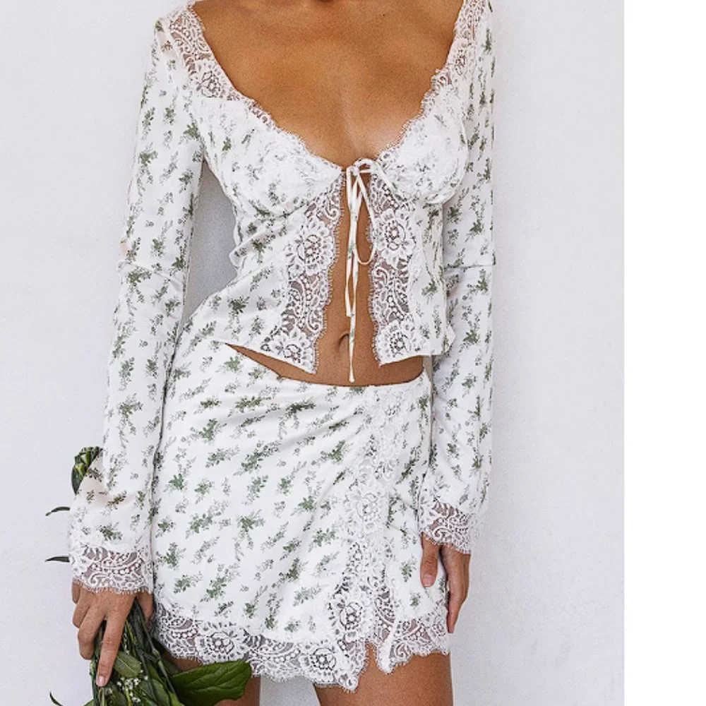 HOUSE OF CB 'Clarissa’ & Noemie’ Garden Print Lace Trim Mini Skirt Set NWOT